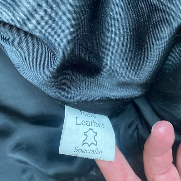 vintage leather jacket from Camden town, England, copyright brand size medium - Picture 9 of 12